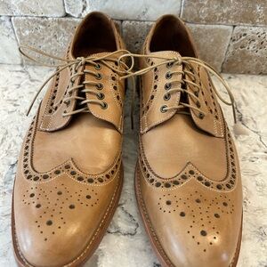 Gordon Rush Tan Oxford Shoes with Wingtip Design